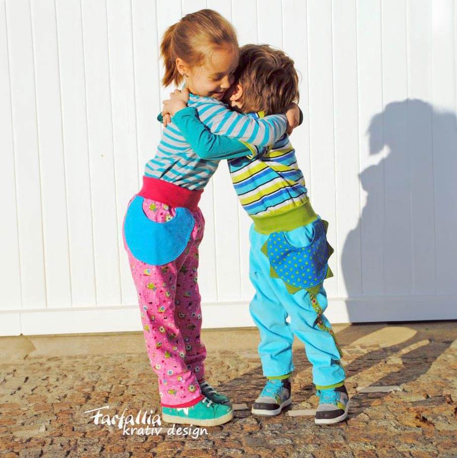 Schnittmuster Näähglück Kinderhose 62/68 - 122/128 - Sewando