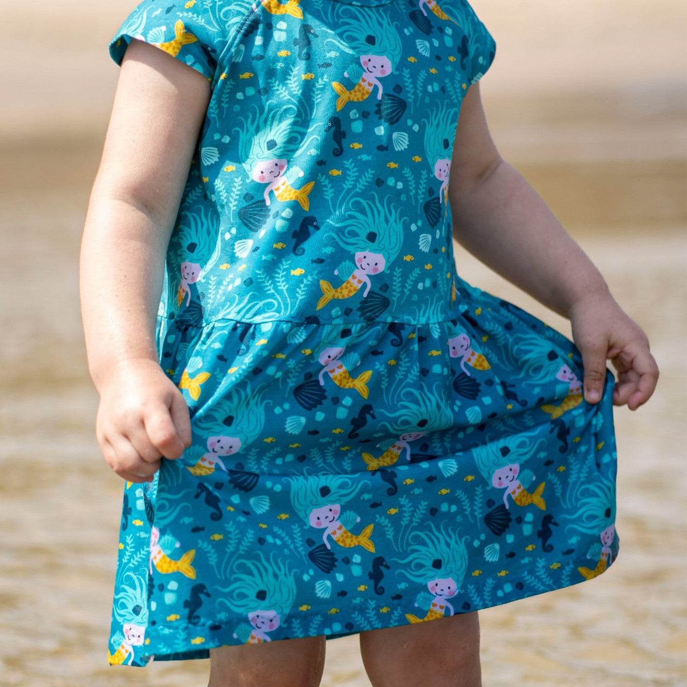 Schnittmuster Fast girls summerdress Beamerversion Gr. 62 bis 158 - Sewando