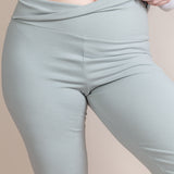 Mid-Rise Leggings mit Foldover-Bund und Flared Leg (Schnittmuster) – Petite Gr. 30-48