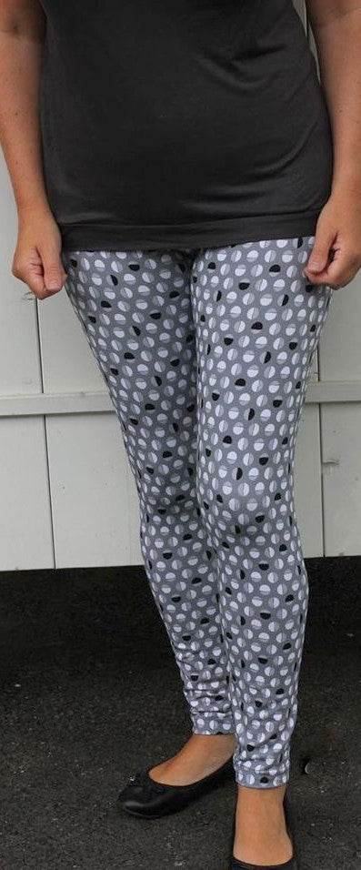 Schnittmuster Leggins LORA Gr. XS-XXL : - Sewando