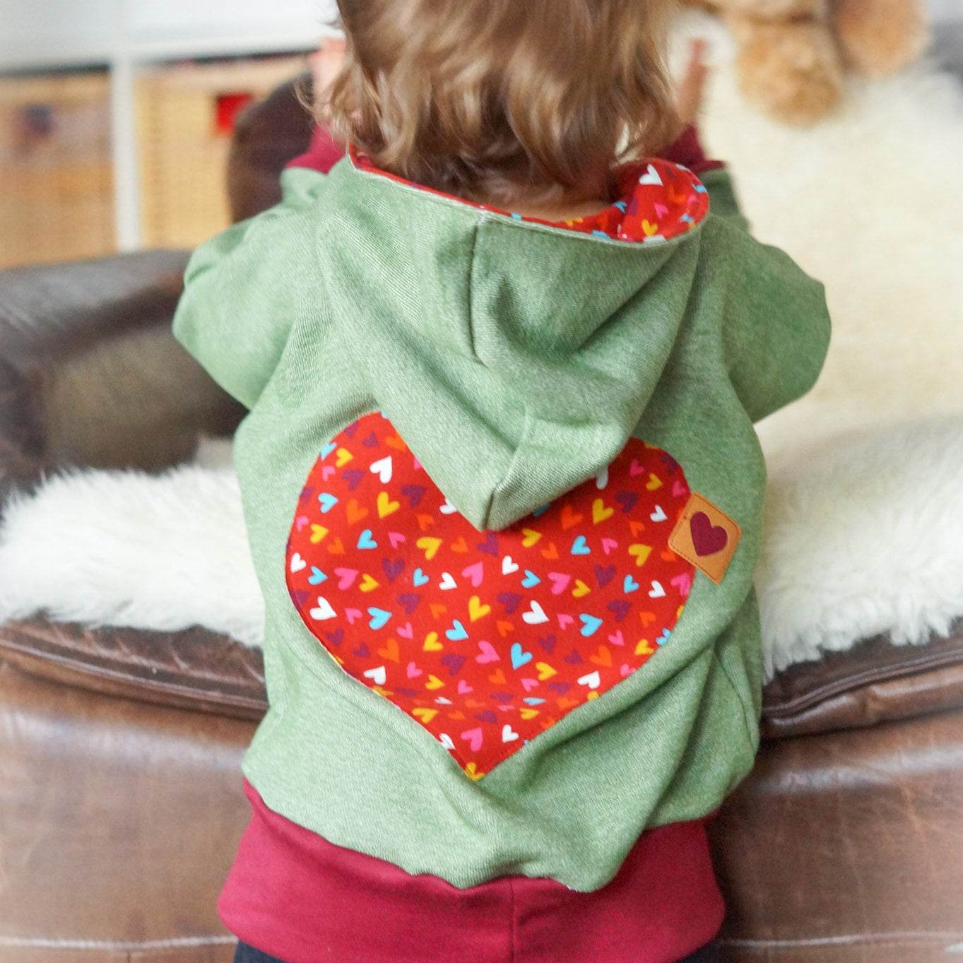 Schnittmuster Poncho Gr. 80 bis 152 - Sewando