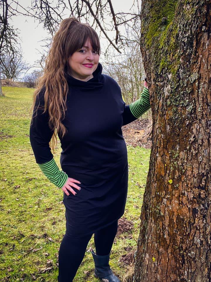 Schnittmuster Ebook Hoodiekleid UDINE Gr. 32-56 : - Sewando