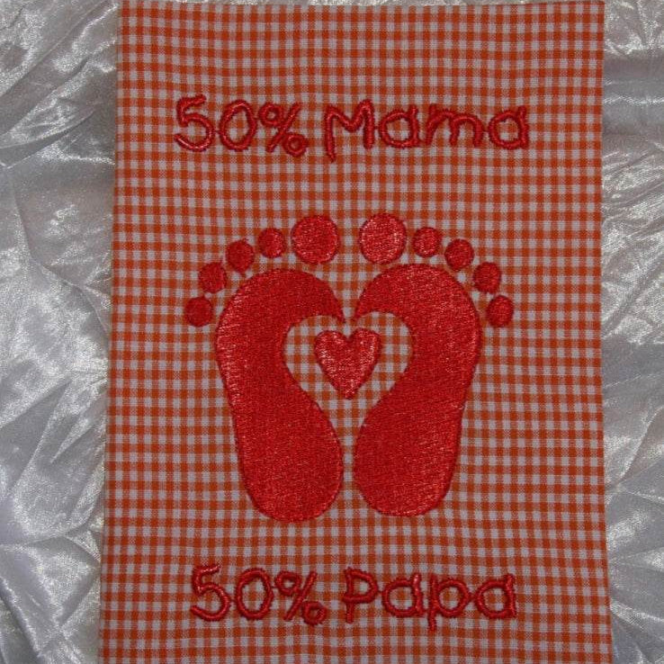 Stickdatei Mutterpass Set 620c Babyfüsse Herz Herzschlag - Sewando