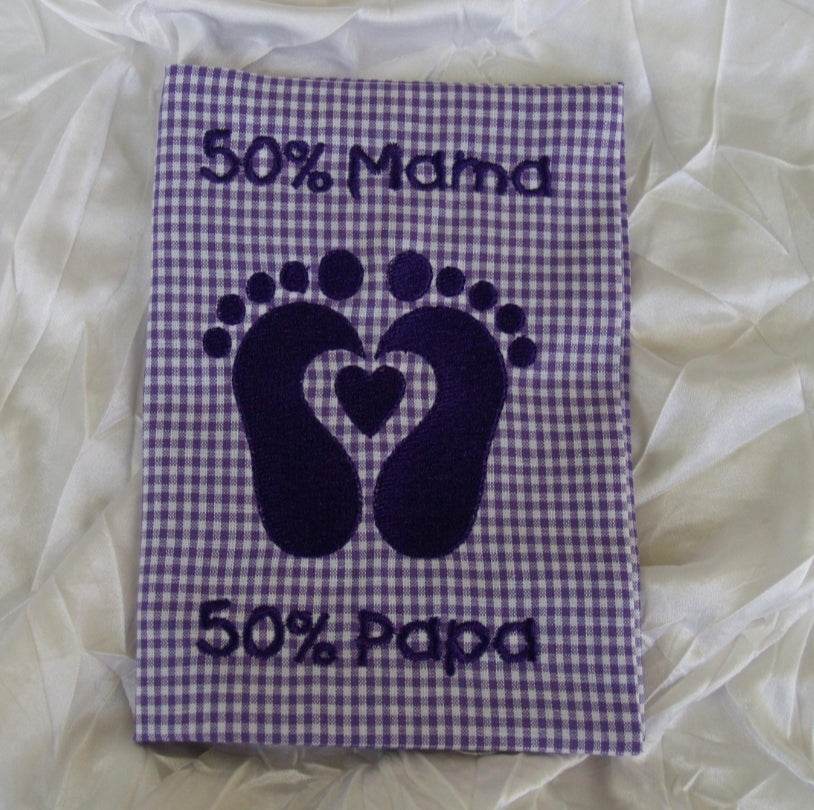 Stickdatei Mutterpass Set 620c Babyfüsse Herz Herzschlag - Sewando