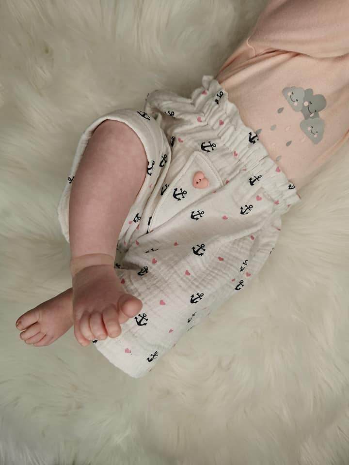 Schnittmuster Emmas Sommershorts Größe 50/56 – 134/140 : - Sewando