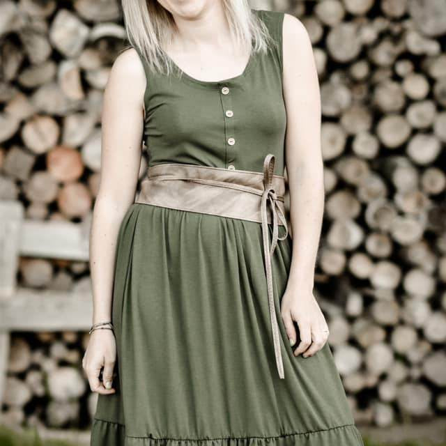 Schnittmuster und Ebook Kleid Amy Rose, Gr. 32-50 - Sewando