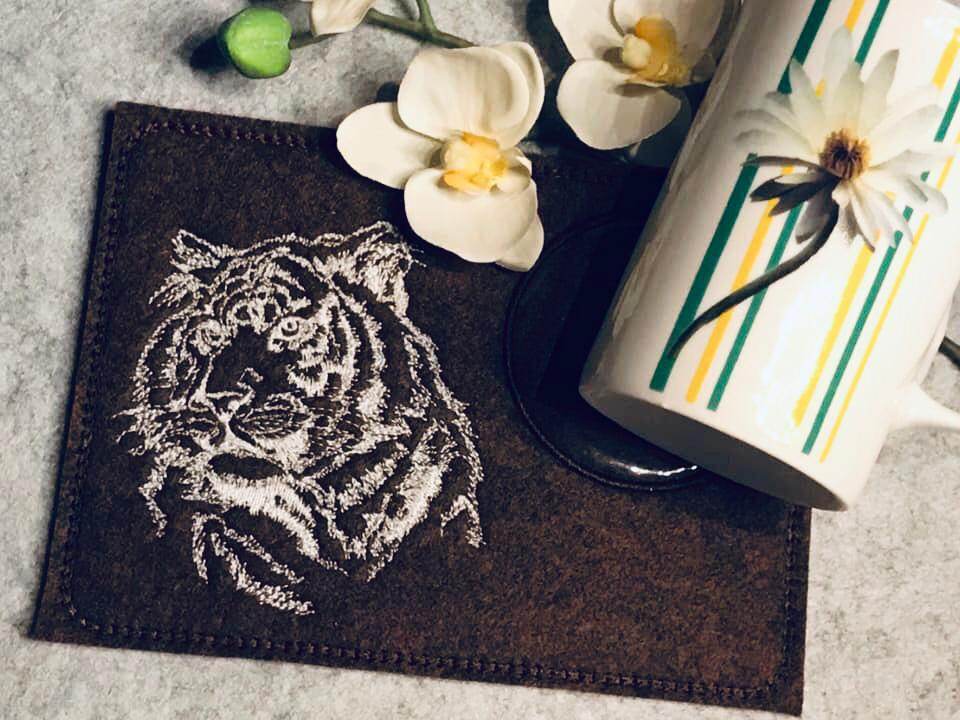 Tiger Stickdatei – Ausdrucksstarkes Blackwork-Motiv für elegante Wildnis-Projekte - Sewando
