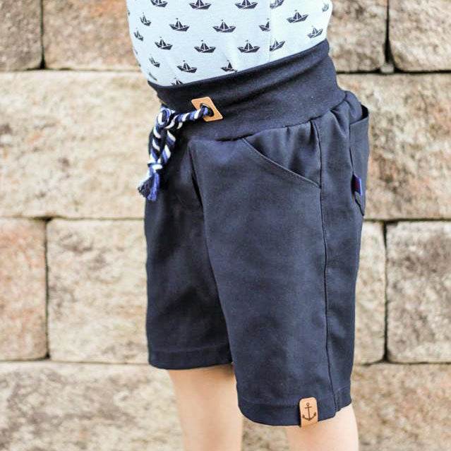 Schnittmuster kurze Kinderhose Omena - Größe 68 - 164 - Sewando