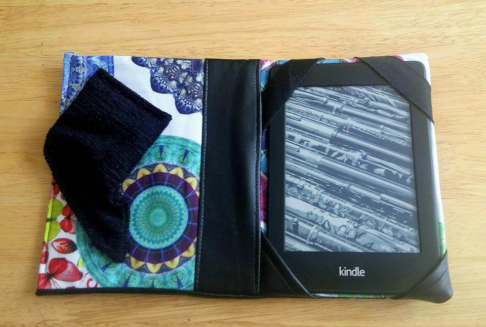 Schnittmuster Hülle EBook-Reader mit Handschlaufe - Sewando