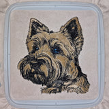 Stickdatei Applikation Cairn Terrier "Cully" - realistisch - FÜR HELLE & DUNKLE STOFFE