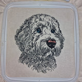 WENIGER STICHE - Stickdatei Golden Doodle  "Chooper" LIGHT - für Helle Stoffe