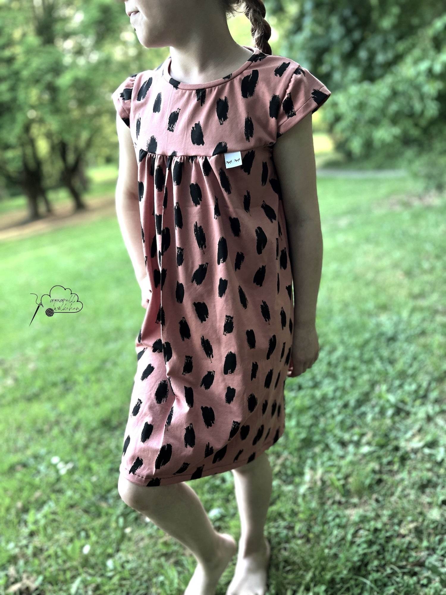 Schnittmuster Shirt / Kleid Vanessas Schlitzohr Gr. 80-140 - Sewando