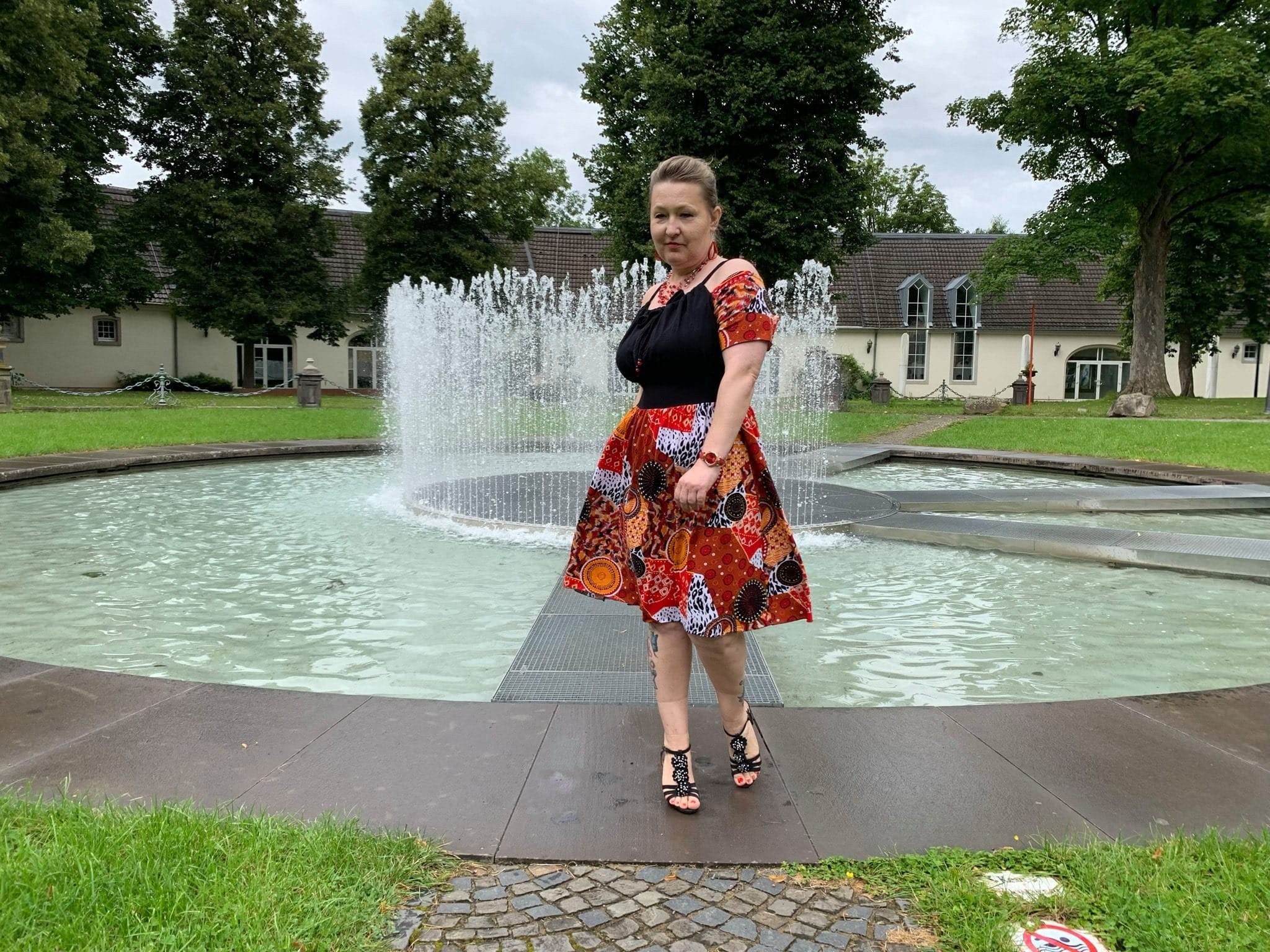 Schnittmuster Kleid Mary Gr. 32-50 Damen - Sewando