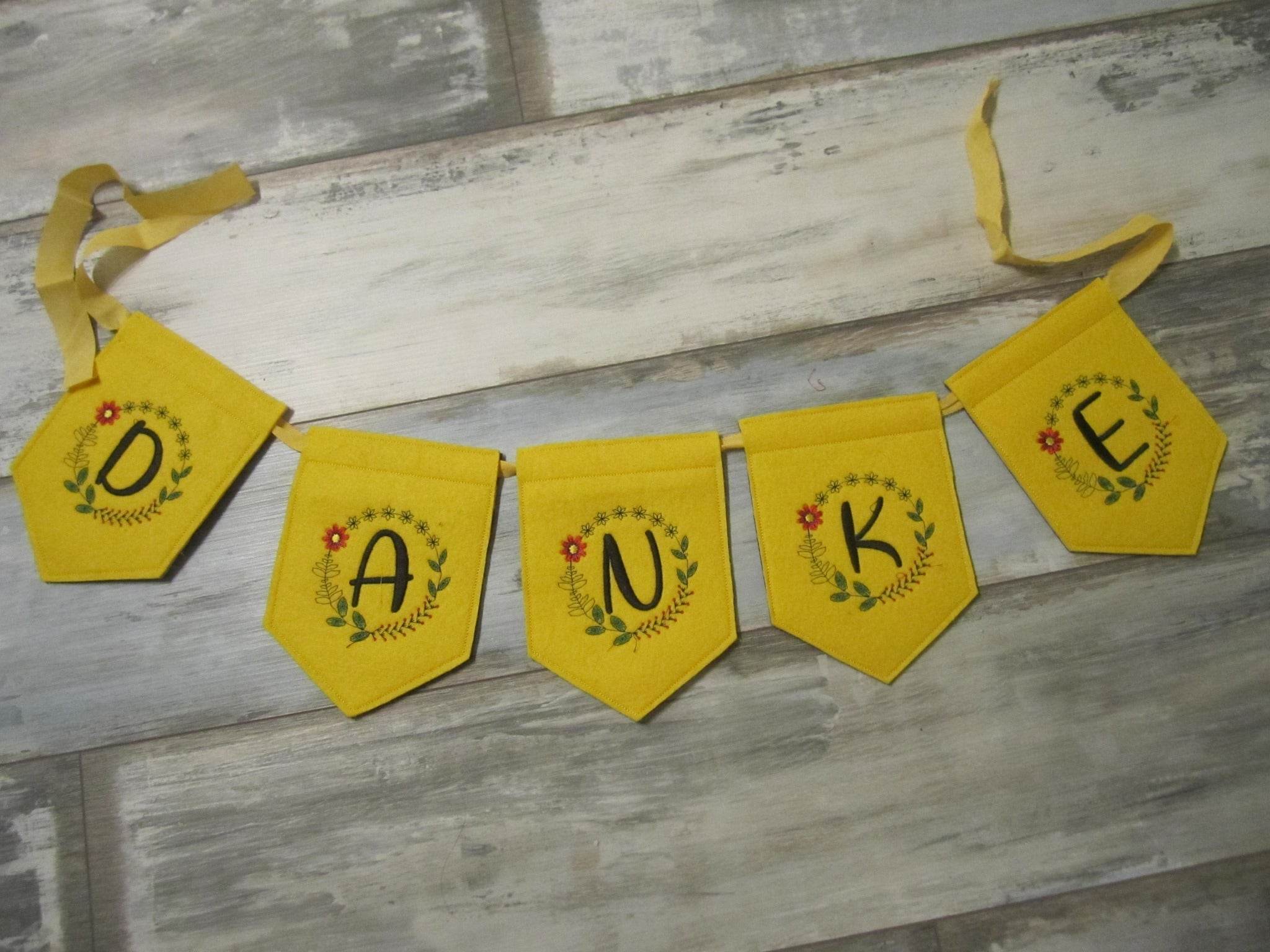Stickdatei - BLANKO-Wimpel zum Selbstgestalten - Sewando