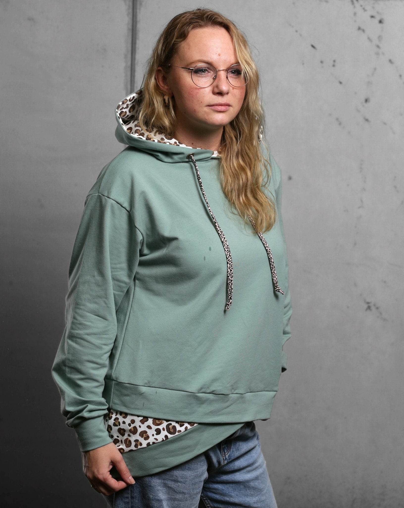 Schnittmuster Hoodie CARBONIA Gr. 32-54 : - Sewando