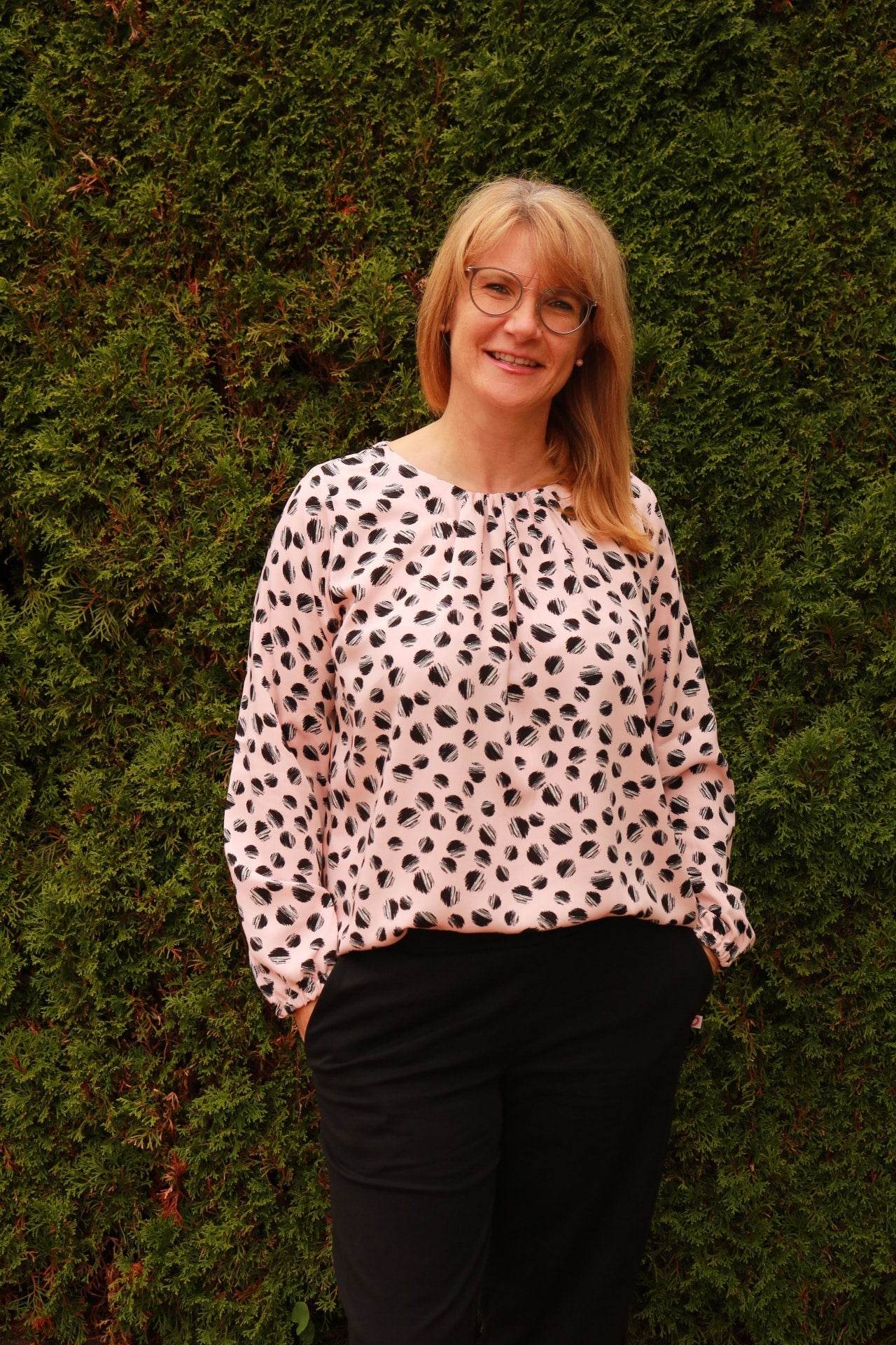Schnittmuster Bluse/Kleid AVELLINO Gr. 32-54 : - Sewando