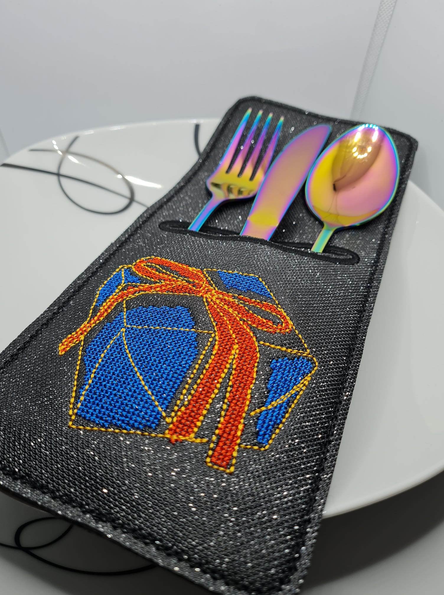 Stickdatei - Bestecktaschen - Weihnachten (12 Single Line Motive) - Sewando
