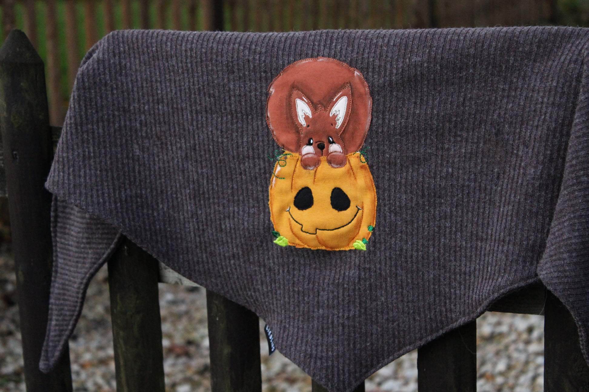 Stickdatei Kürbishörnchen - Rahmen 18x30 - Sewando