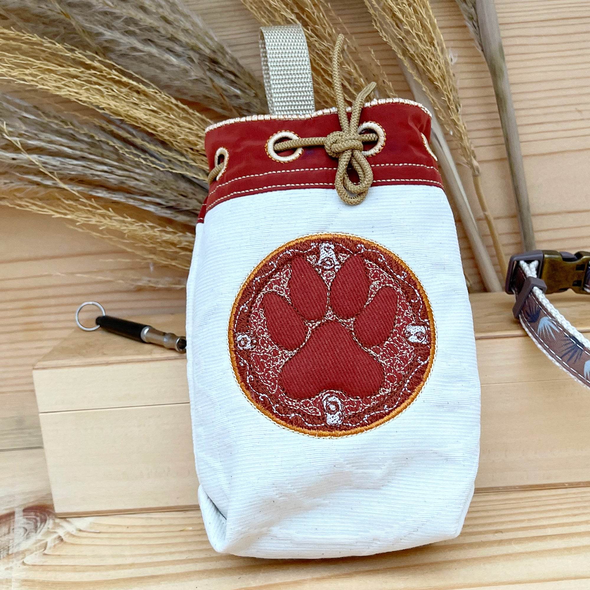 ITH Stickdatei Leckerchenbeutel 15x21, In The Hoop Bag PawButton - Sewando