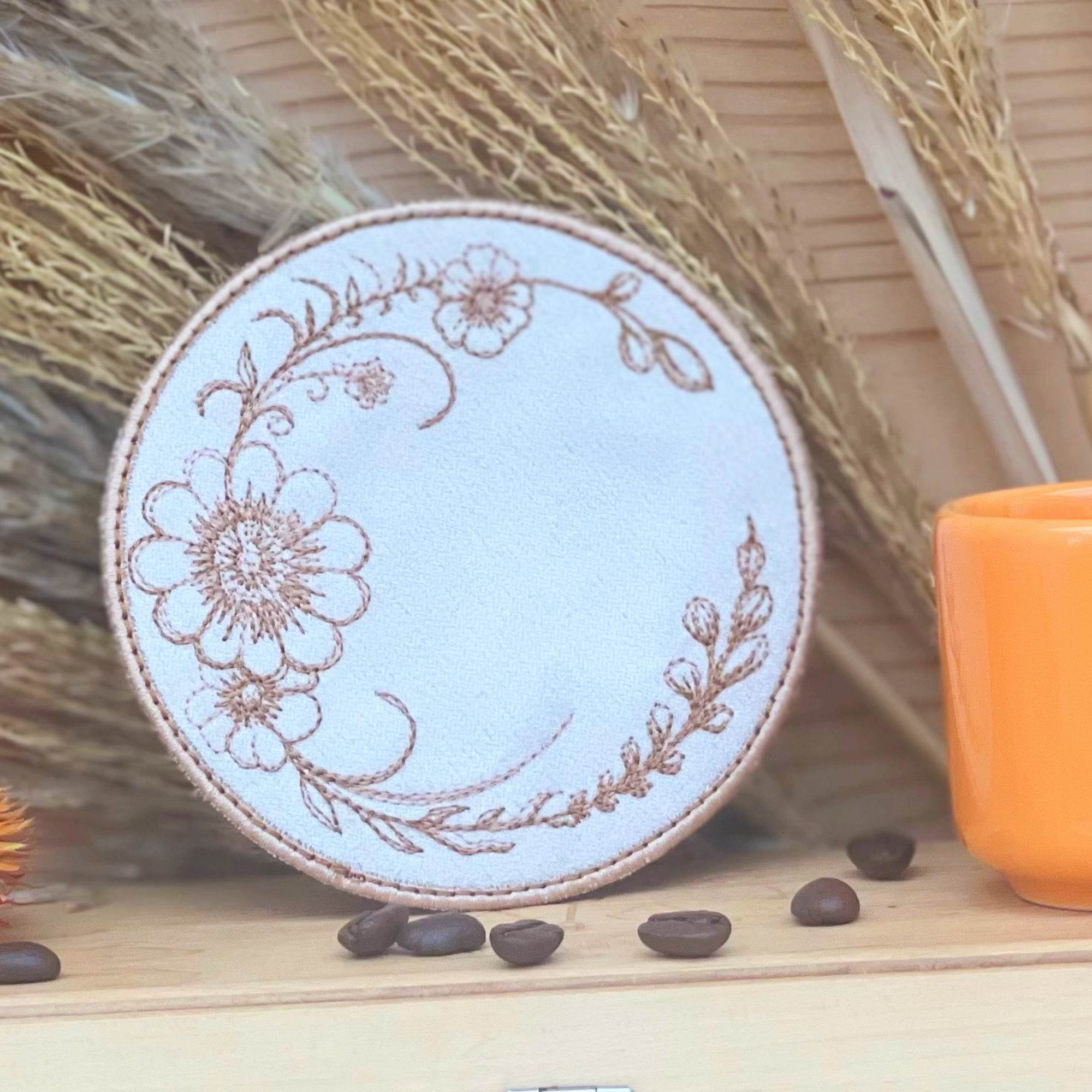 ITH Stickdatei Blumen Mug Rug Set 10x10 mit Sumsenschutz - Sewando
