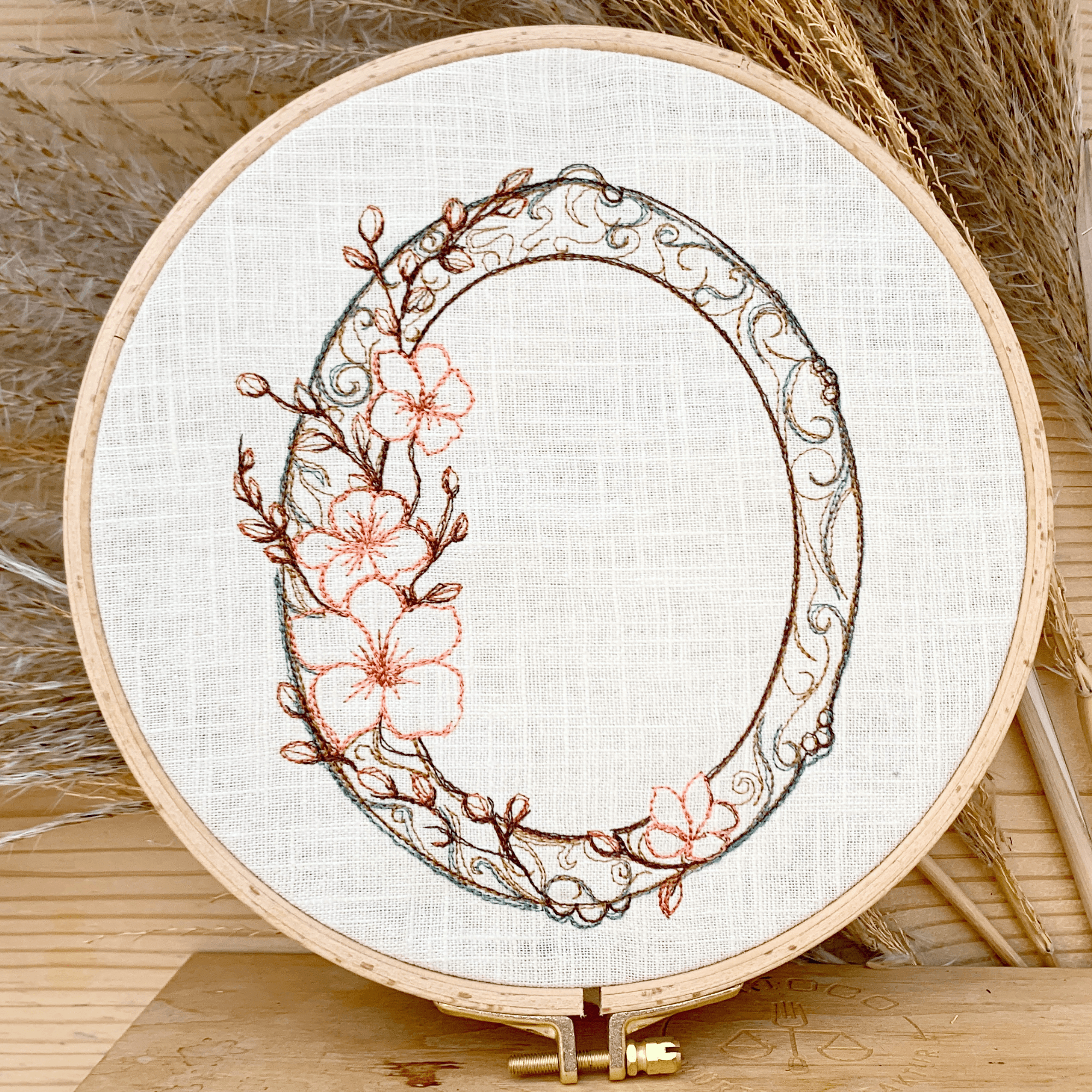Stickdatei Blumenrahmen Set 3 Größen, Blumen Scribble ab 13x18 Rahmen - Sewando