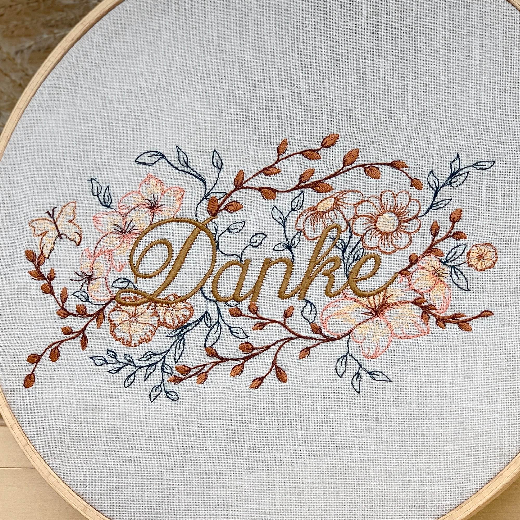 Stickdatei Blumenranke Danke Set mit 4 Größen - Sewando