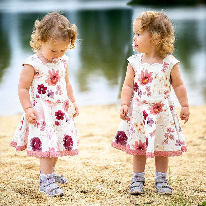 Phia's Herzchen - Schnittmuster Kleid in den Größen 68-164 : - Sewando