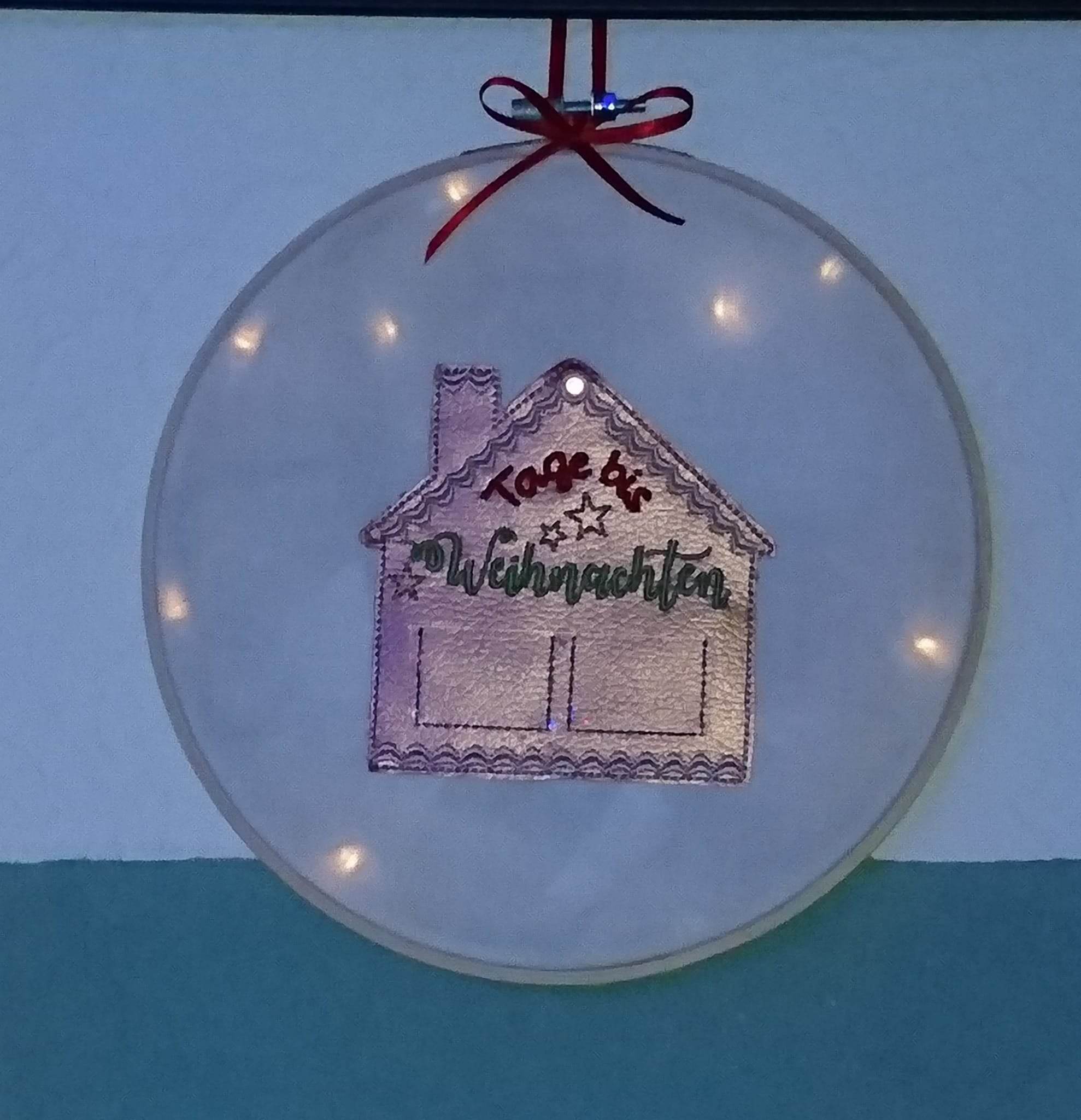 Stickdatei - Adventskalender Lebkuchenhaus - Sewando