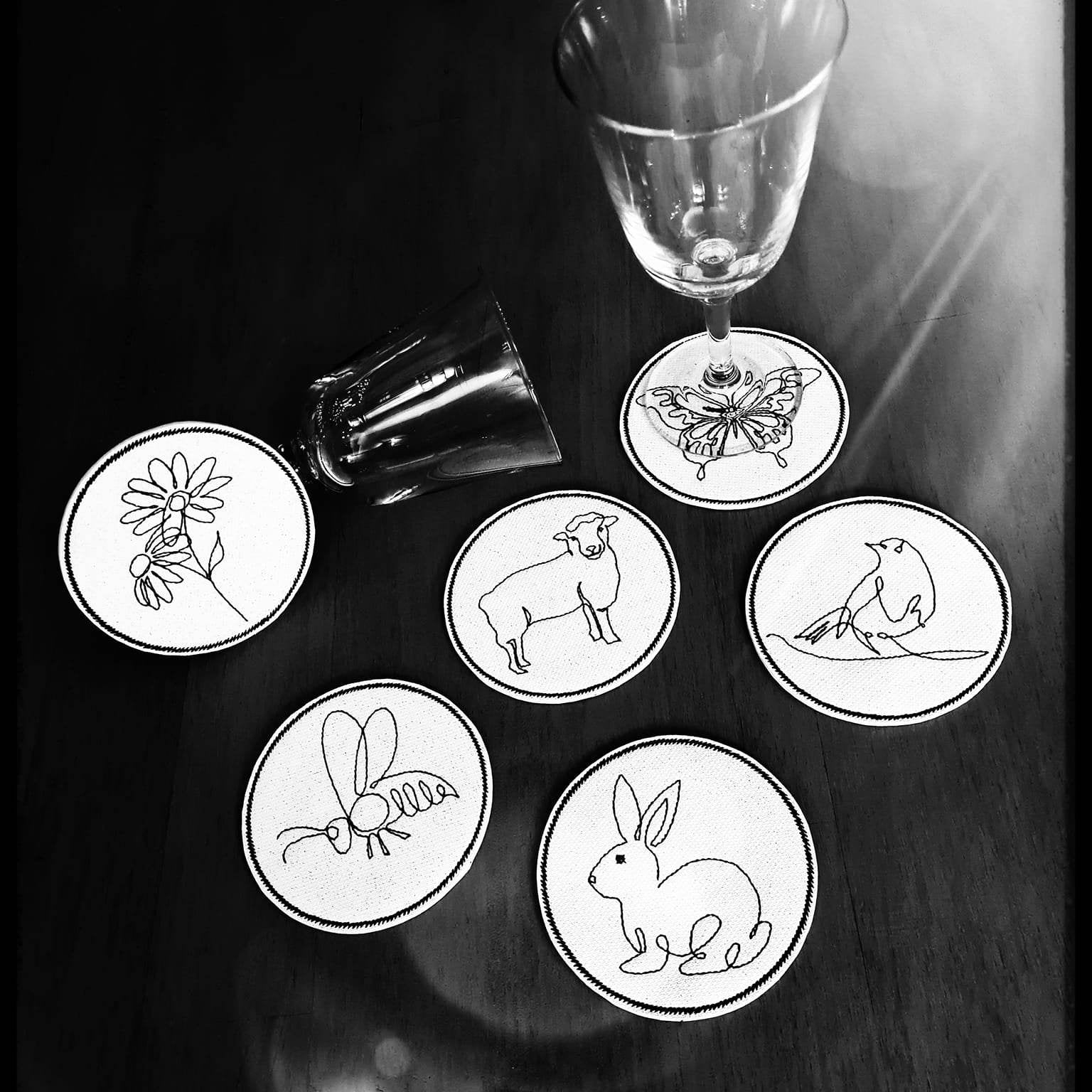 Stickdatei 16 Untersetzer Ostern - Single Line - Sewando