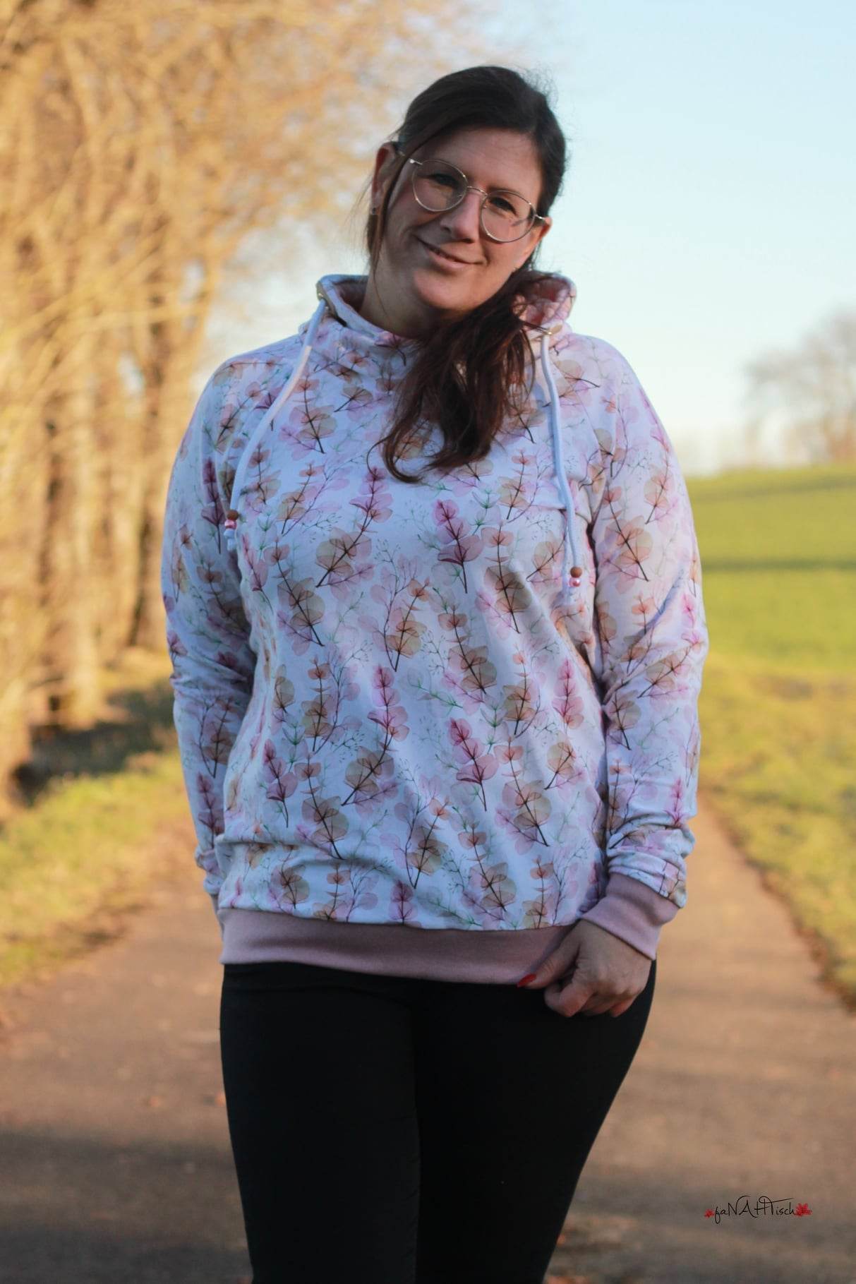 Schnittmuster Raglansweater / Hoodie ISTRANA Gr. 34-56 : - Sewando