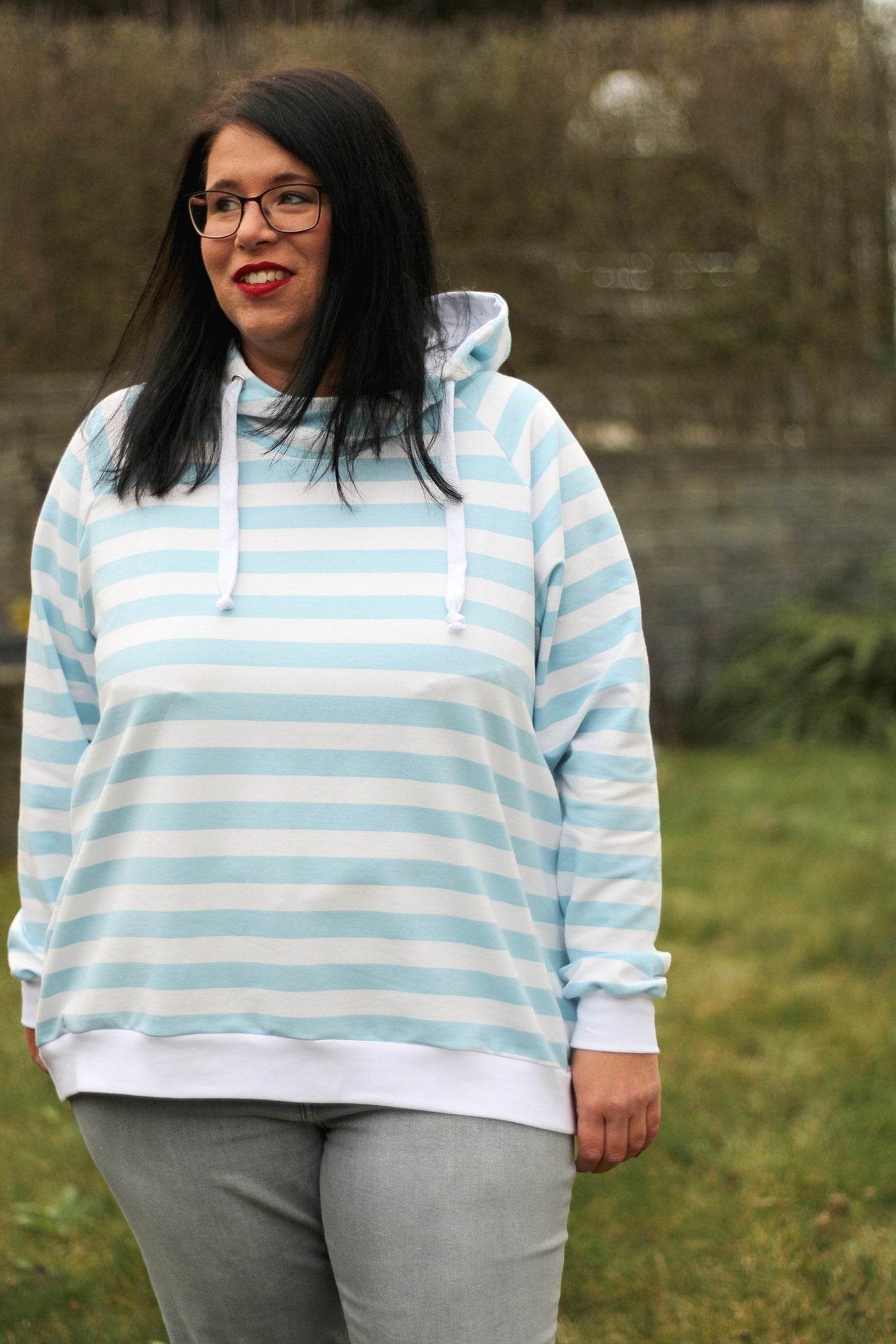 Schnittmuster Raglansweater / Hoodie ISTRANA Gr. 34-56 : - Sewando