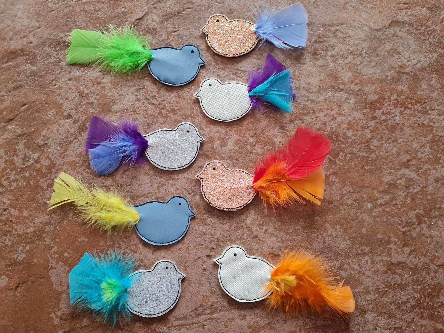 Stickdatei - ITH Blumenstecker / Stabfiguren Hase, Schmetterling und Vogel - Sewando