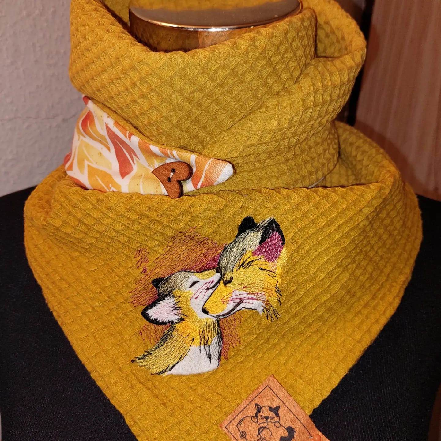 Fuchsliebe Stickdatei – romantisches Tiermotiv für Geschenke & Deko - Sewando