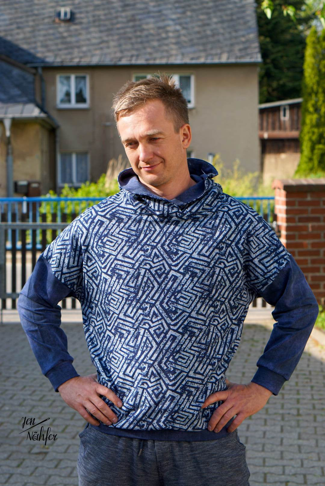 Schnittmuster Baggyhood Gr. 44 bis 60 - Sewando