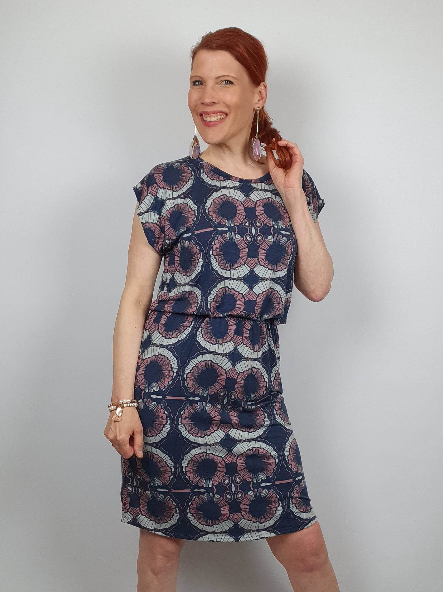 Schnittmuster Kleid GUBBIO Gr. 34-54 : - Sewando