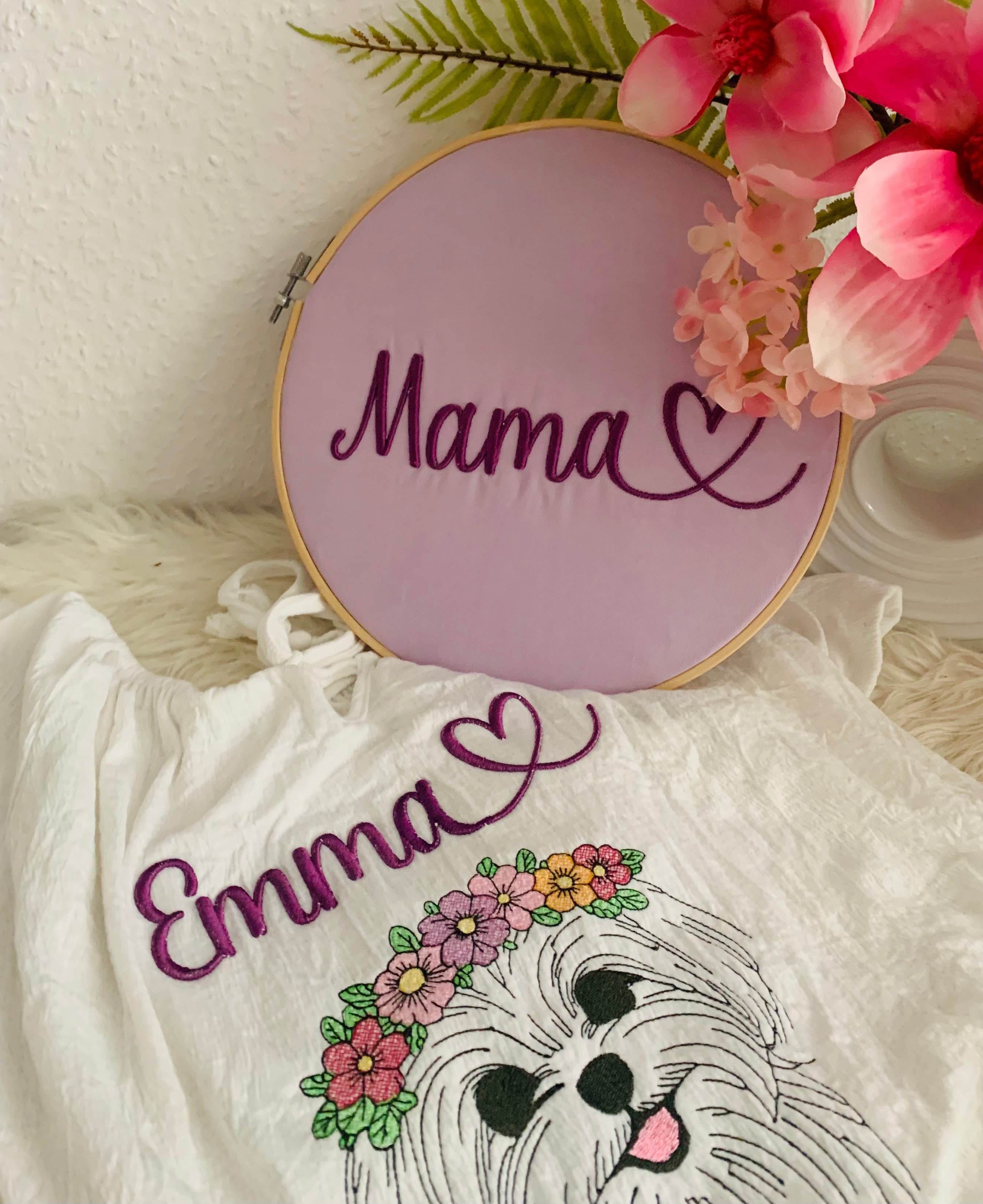 Stickdatei 3D Schrift mit Herzen In Love ca. 50mmSet 641 - Sewando