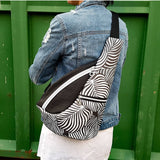 ohRonni Big "english" * bagpattern - eBook * Slingbag - Crossbodybag