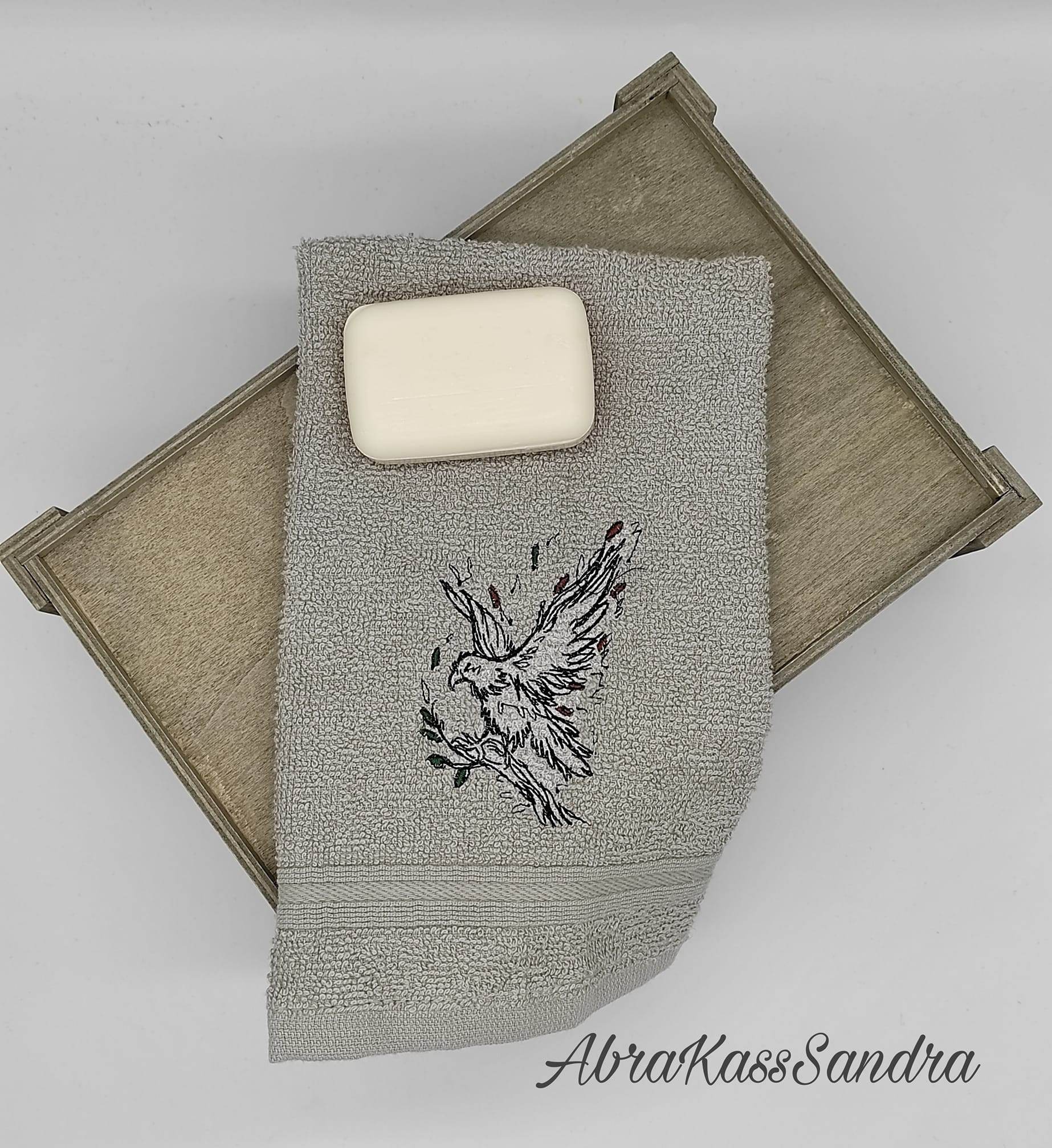 Adler Stickdatei – filigranes Naturmotiv für kreative Projekte - Sewando