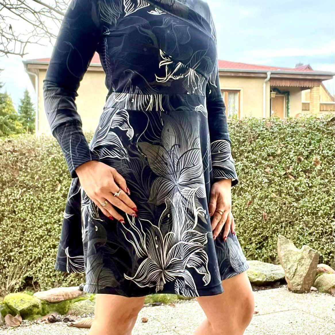 Schnittmuster Kleid für Damen mit Wickeloptik Francine Gr. 32-48 - Sewando
