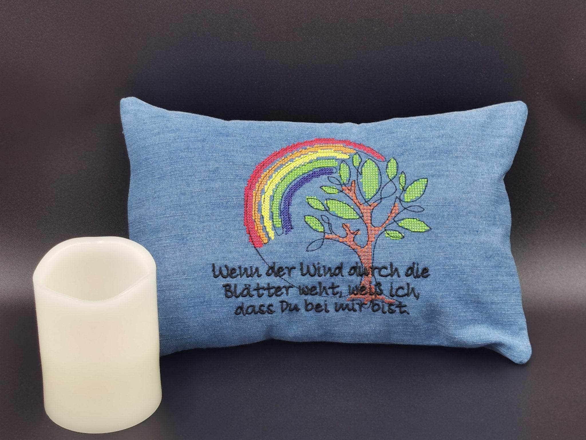 Stickdatei Trauerspruch - Wenn der Wind durch die Blätter weht - Sewando