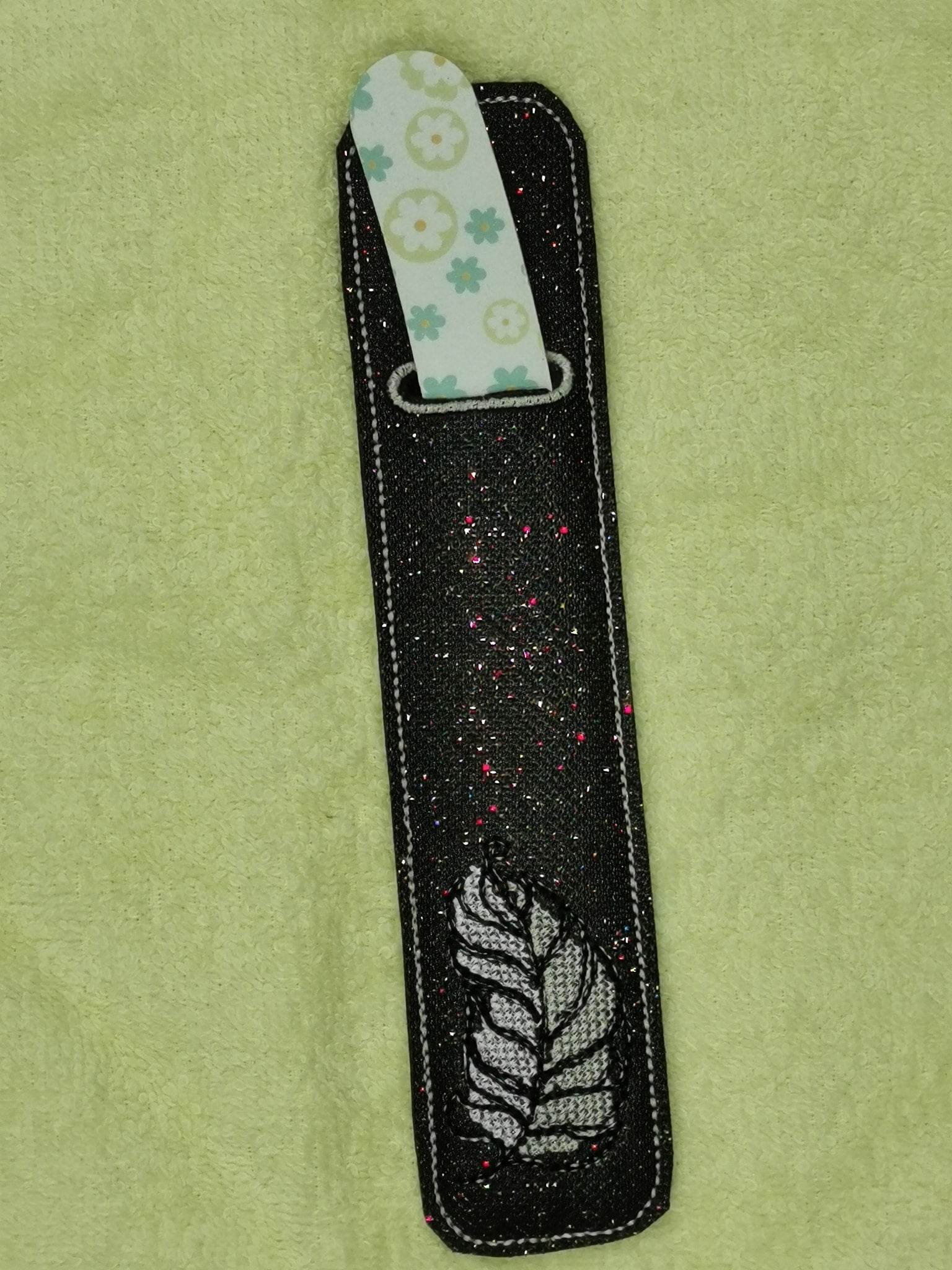 Stickdatei - Stiftecover mit div. Motiven - Sewando