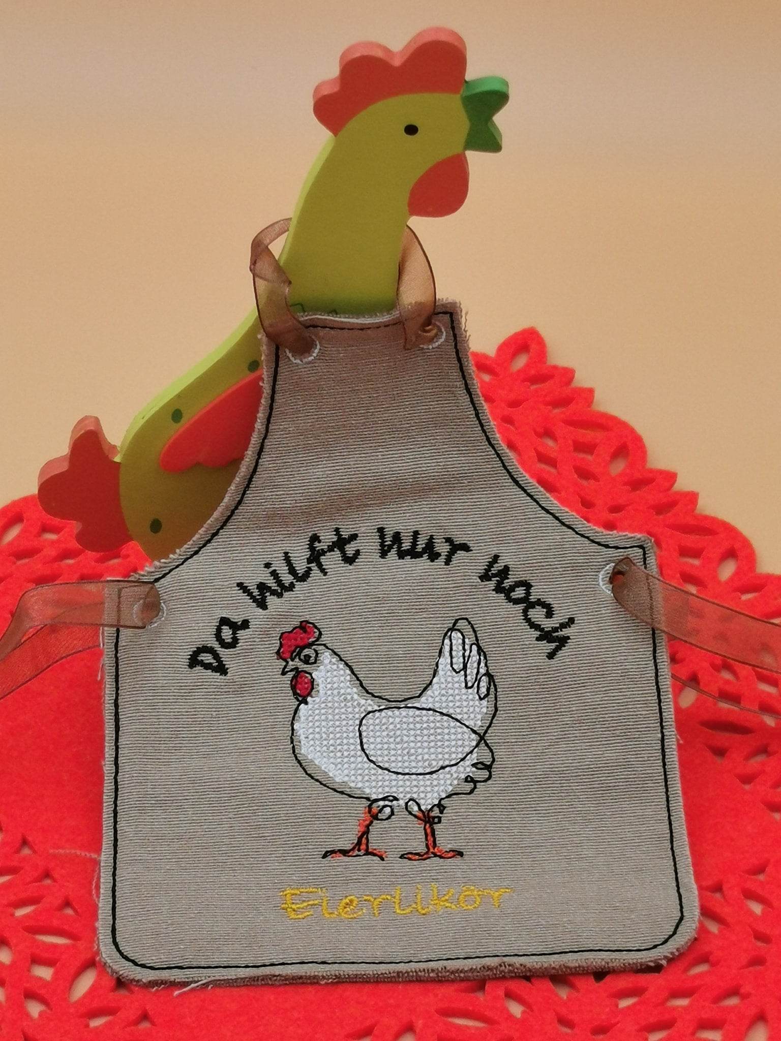Stickdatei - ITH Mini-Flaschenschürzen Eierlikör (kleine Flaschen) - Sewando