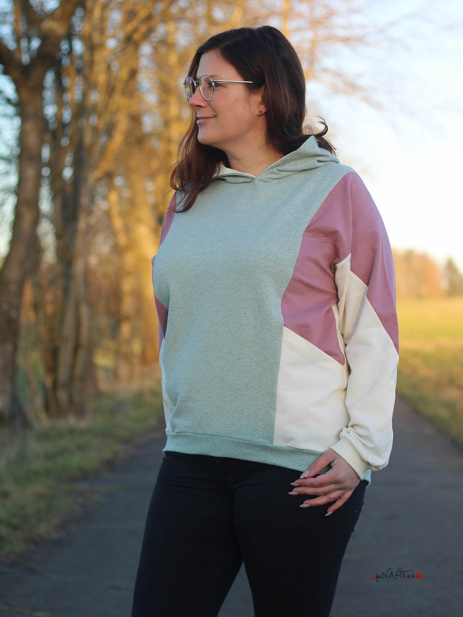 Schnittmuster Hoodie WEIDEN Gr. 34-54 : - Sewando