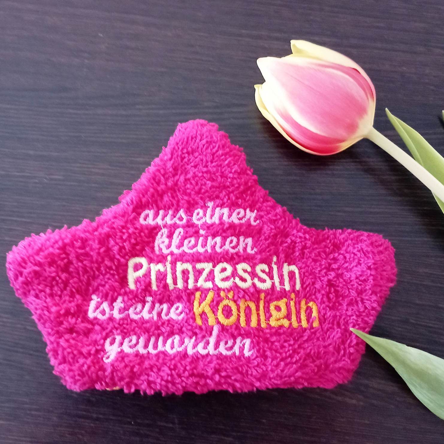7x Stickdatei ITH Kronenkissen Prinzessin - Sewando