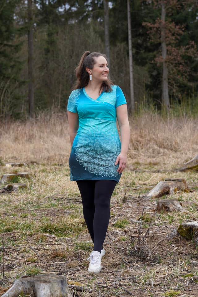Schnittmuster Kleid für Damen mit Wickeloptik Francine Gr. 32-48 - Sewando