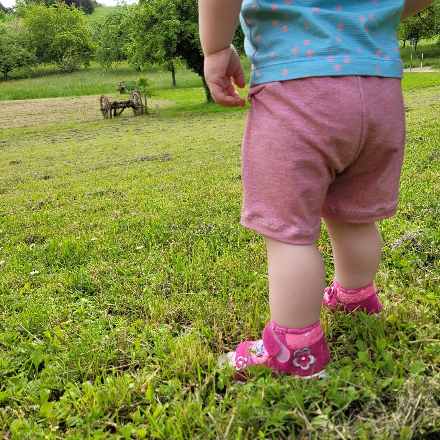 Schnittmuster Sommerhose Shorts für Kinder Amora Gr. 74-122 - Sewando
