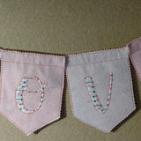 Stickdatei - Wimpelkette "LOVE"
