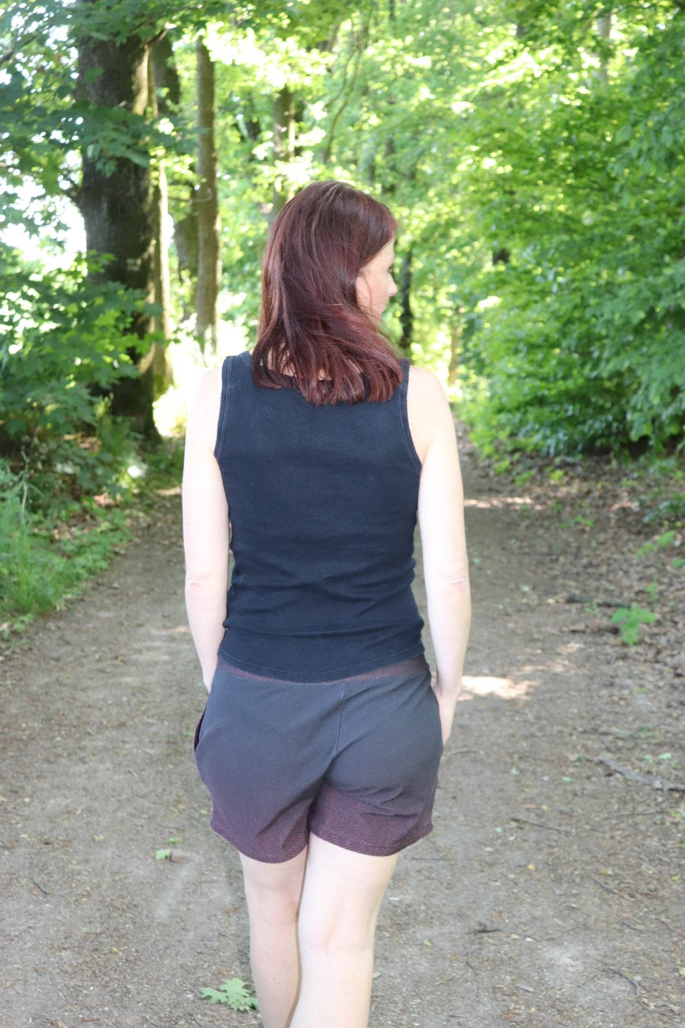 Schnittmuster Shorts für Damen Amora Gr. 32-48 - Sewando