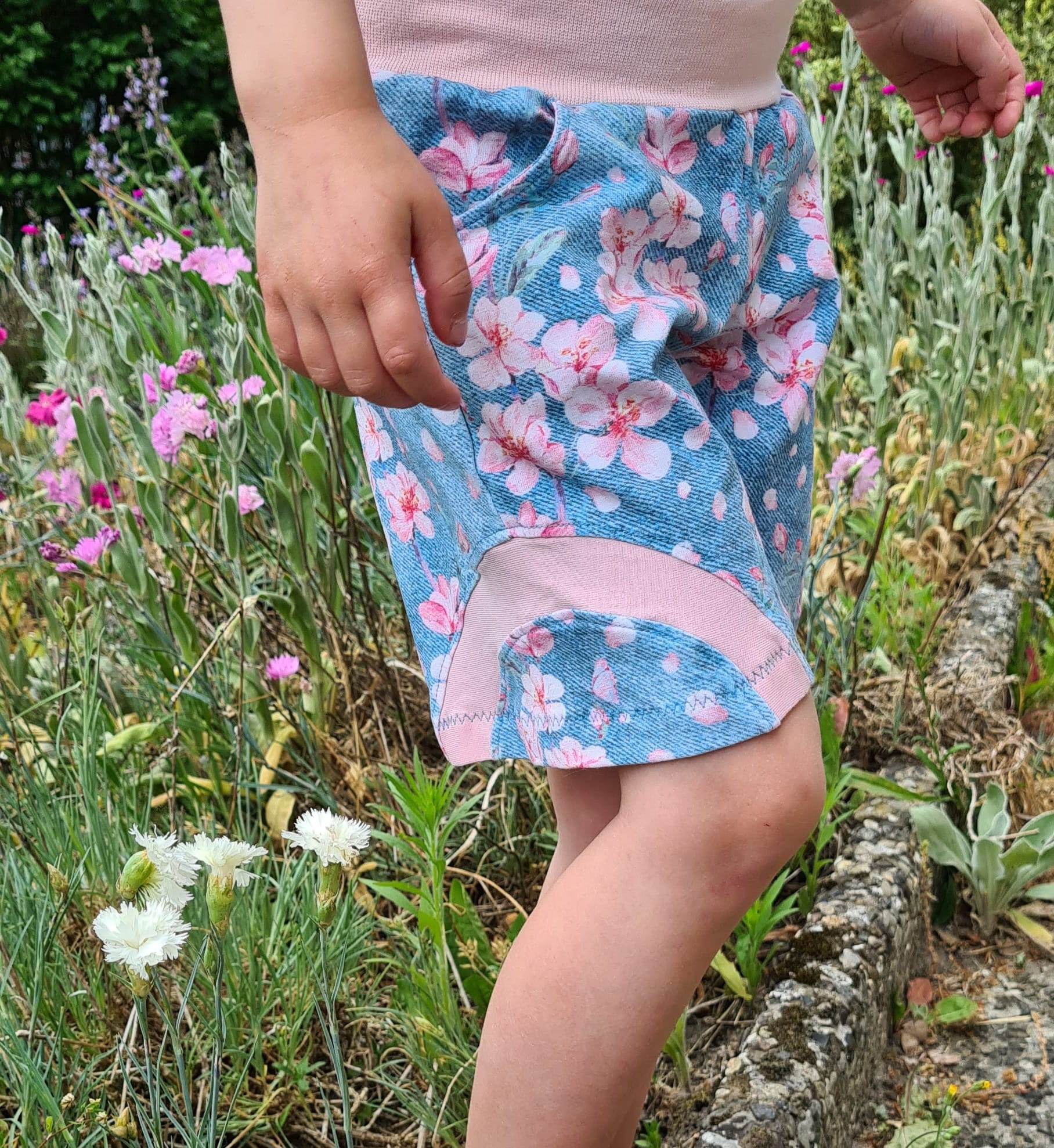 Schnittmuster *Big Wave Shorts* Variante Baby & Kids Gr. 74-122 - Sewando