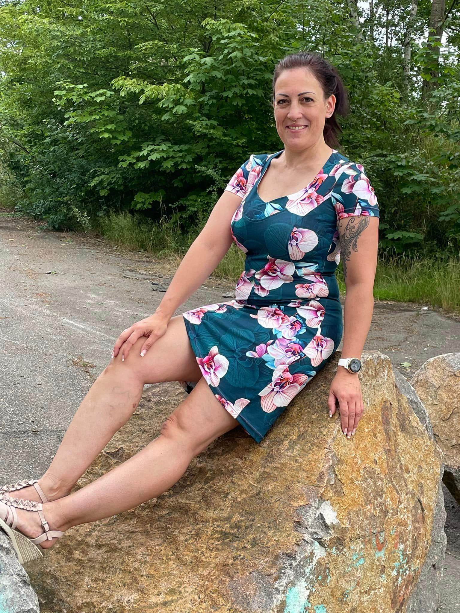 Schnittmuster Kleid mit Herzausschnitt Conny fGr. 32-48 - Sewando